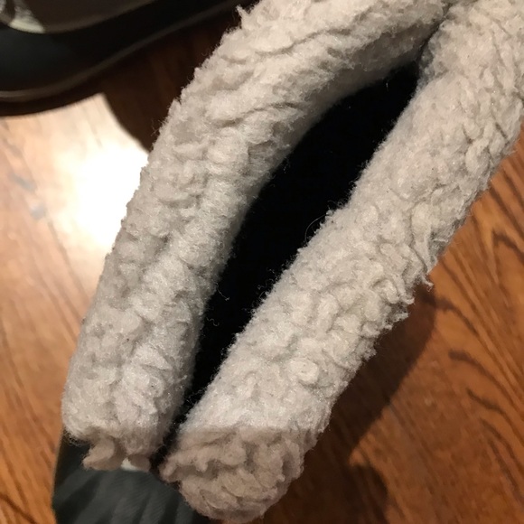 Sorel Winter Boots - Picture 5 of 5